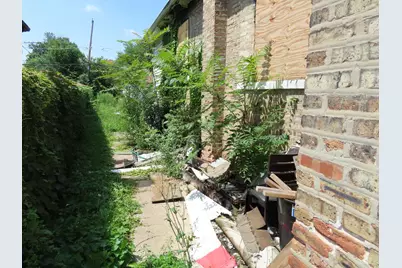 8628 S Parnell Avenue, Chicago, IL 60620 - Photo 5