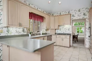 68 Godair Dr, Hinsdale, IL 60521 - Photo 9