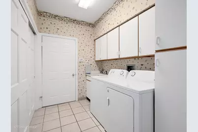 68 Godair Drive, Hinsdale, IL 60521 - Photo 17