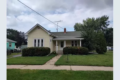 606 E Perry Street, Belvidere, IL 61008 - Photo 1