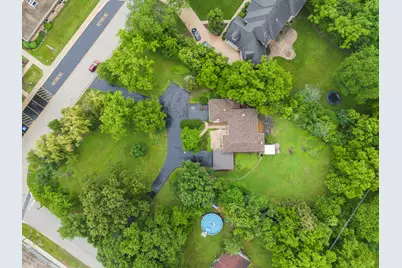828 E 14th Street, Lombard, IL 60148 - Photo 3