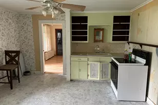 404 E 9th St, Lockport, IL 60441 - Photo 9