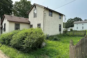 404 E 9th St, Lockport, IL 60441 - Photo 3