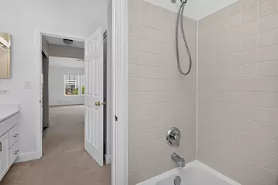 207 Tanglewood Drive, Glen Ellyn, IL 60137 - Photo 15