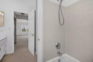 207 Tanglewood Dr, Glen Ellyn, IL 60137 - Photo 15