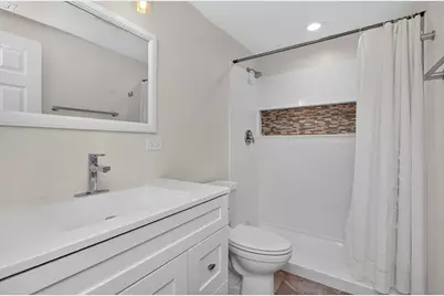 207 Tanglewood Drive, Glen Ellyn, IL 60137 - Photo 19