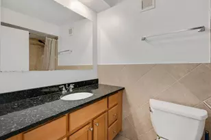 40 N Tower Rd, Oak Brook, IL 60523 - Photo 17
