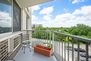40 N Tower Rd, Oak Brook, IL 60523 - Photo 19