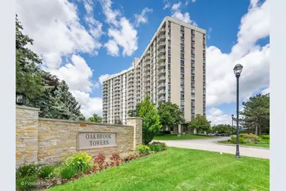 40 N Tower Road #5A, Oak Brook, IL 60523 - Photo 1