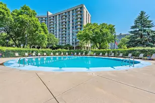 40 N Tower Rd, Oak Brook, IL 60523 - Photo 21