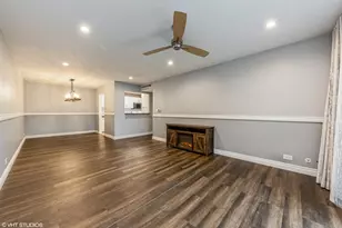 5101 Carriage Way Dr, Rolling Meadows, IL 60008 - Photo 9