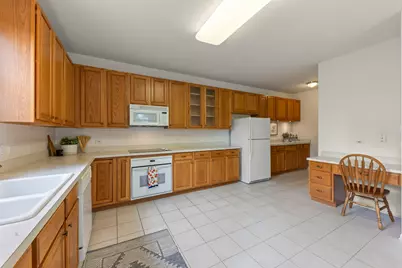 631 Dunhill Lane, Carol Stream, IL 60188 - Photo 7