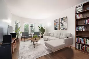 1730 W Foster Ave, Chicago, IL 60640 - Photo 3