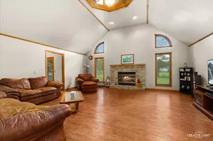 1684 Hilda Dr, Lake Holiday, IL 60548 - Photo 11