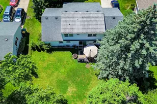 680 Indian Spring Ln, Buffalo Grove, IL 60089 - Photo 21