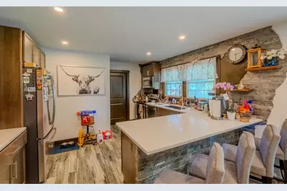 680 Indian Spring Lane, Buffalo Grove, IL 60089 - Photo 7