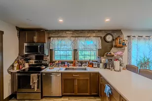 680 Indian Spring Ln, Buffalo Grove, IL 60089 - Photo 9