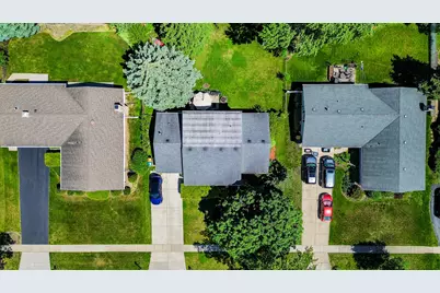 680 Indian Spring Lane, Buffalo Grove, IL 60089 - Photo 21