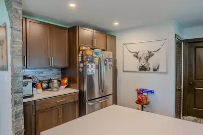 680 Indian Spring Lane, Buffalo Grove, IL 60089 - Photo 7