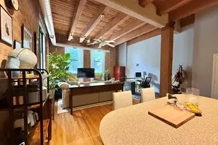 1122 W Newport Ave, Chicago, IL 60657 - Photo 7