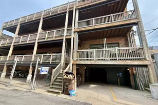 1122 W Newport Ave, Chicago, IL 60657 - Photo 27