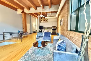 1122 W Newport Ave, Chicago, IL 60657 - Photo 13