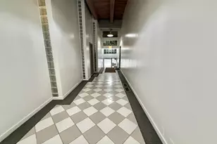1122 W Newport Ave, Chicago, IL 60657 - Photo 21