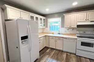 2603 Trafalgar Square, Champaign, IL 61821 - Photo 3