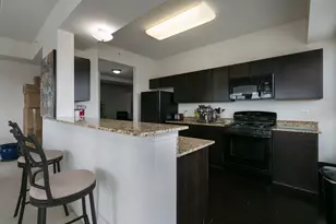 6420 Double Eagle Dr, Woodridge, IL 60517 - Photo 3