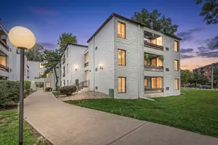 322 W Miner St, Arlington Heights, IL 60005 - Photo 1