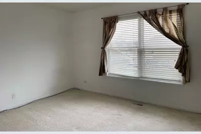 1670 Highmeadow Lane, Algonquin, IL 60102 - Photo 19