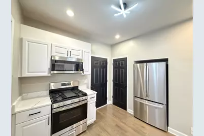 3138 N Marmora Avenue #1, Chicago, IL 60634 - Photo 3