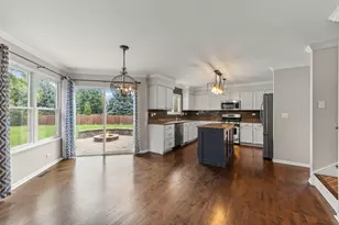808 Livingston Ct, Naperville, IL 60540 - Photo 11