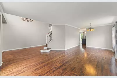 808 Livingston Court, Naperville, IL 60540 - Photo 7