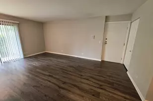 349 Newgate Ct, Schaumburg, IL 60193 - Photo 3