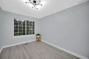 445 Cromwell Cir, Bartlett, IL 60103 - Photo 11