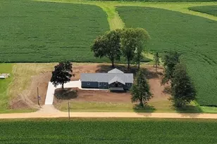 16797 W Barclay Rd, Polo, IL 61064 - Photo 1