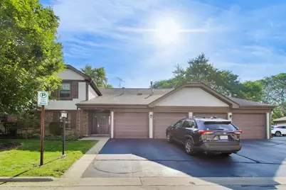 265 Wilmette Court #B1, Schaumburg, IL 60193 - Photo 1