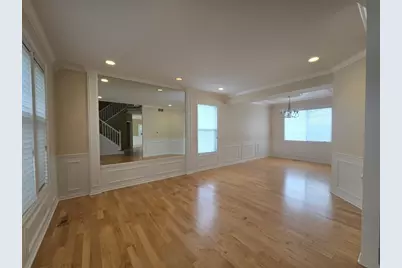 217 Lexington Court, Grayslake, IL 60030 - Photo 3