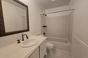 217 Lexington Ct, Grayslake, IL 60030 - Photo 19