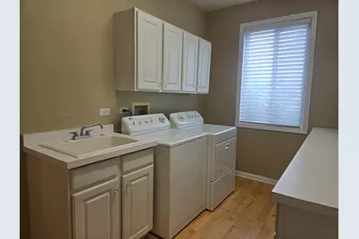217 Lexington Court, Grayslake, IL 60030 - Photo 11