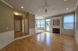 217 Lexington Ct, Grayslake, IL 60030 - Photo 9
