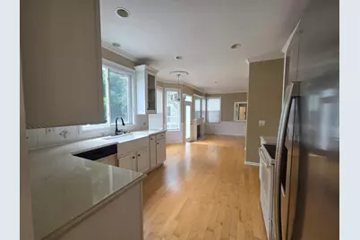 217 Lexington Court, Grayslake, IL 60030 - Photo 5