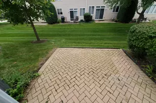 2265 W Bentley Ln, Round Lake, IL 60073 - Photo 15