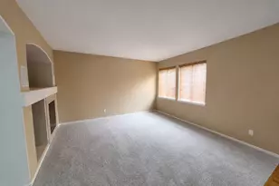 2265 W Bentley Ln, Round Lake, IL 60073 - Photo 3