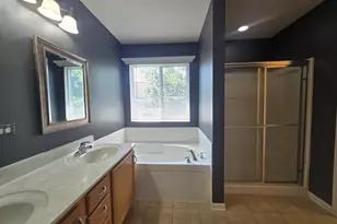 2265 W Bentley Ln, Round Lake, IL 60073 - Photo 11