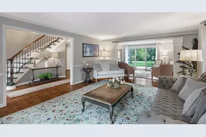 32 Chatham Lane, Oak Brook, IL 60523 - Photo 9