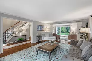 32 Chatham Ln, Oak Brook, IL 60523 - Photo 9