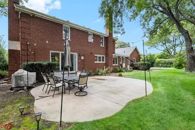 32 Chatham Lane, Oak Brook, IL 60523 - Photo 19
