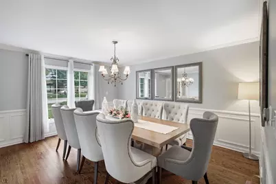 32 Chatham Lane, Oak Brook, IL 60523 - Photo 5